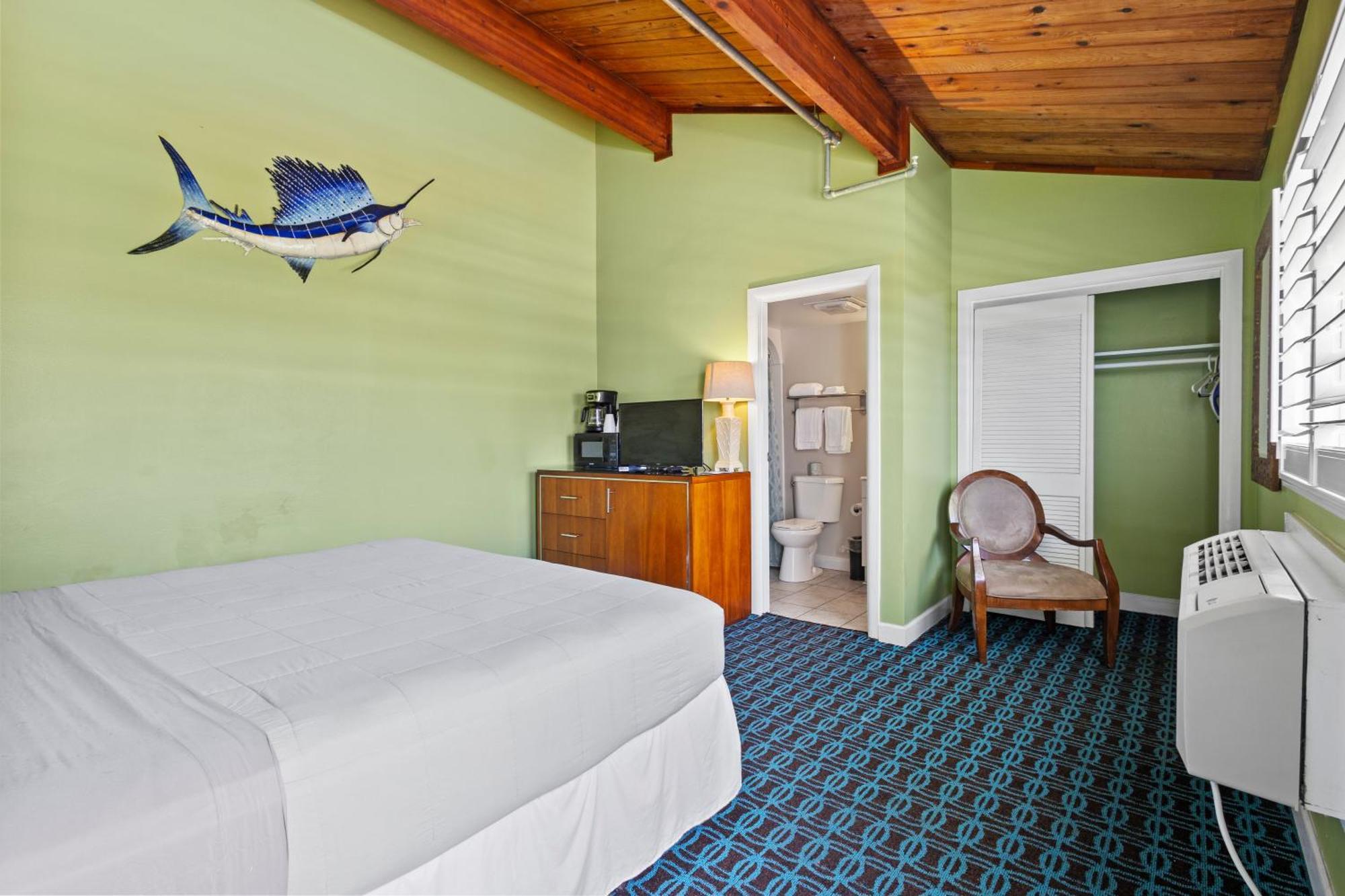 Oceanfront Inn, Inlet View Room, King Bed, #14 Fort Pierce Exterior photo